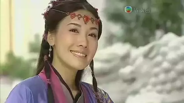 出道16年女星離巢TVB!在三色台0獎項,在美國拿雙料影后!