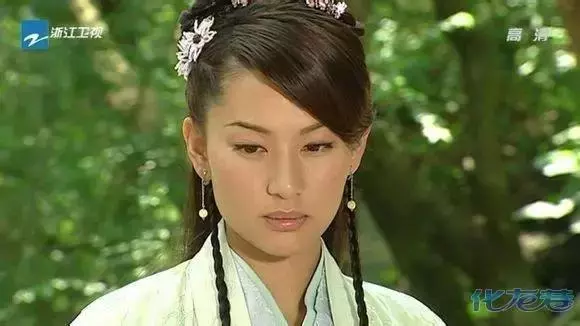出道16年女星離巢TVB!在三色台0獎項,在美國拿雙料影后!