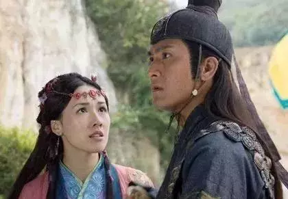 出道16年女星離巢TVB!在三色台0獎項,在美國拿雙料影后!