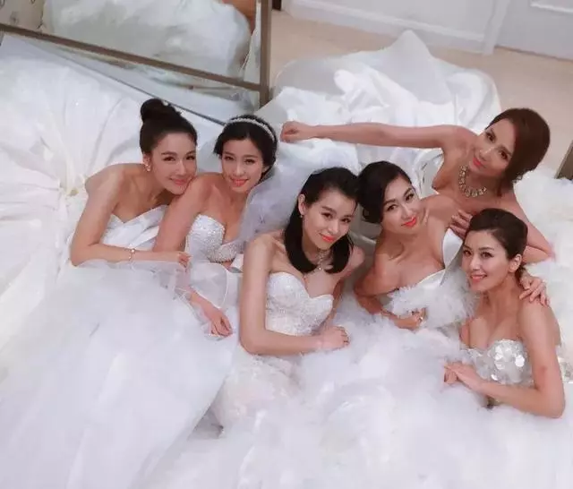 出道16年女星離巢TVB!在三色台0獎項,在美國拿雙料影后!