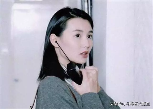 昔日女神張曼玉真的老了,54歲無兒女,煙不離手瘦骨嶙峋惹人憐?