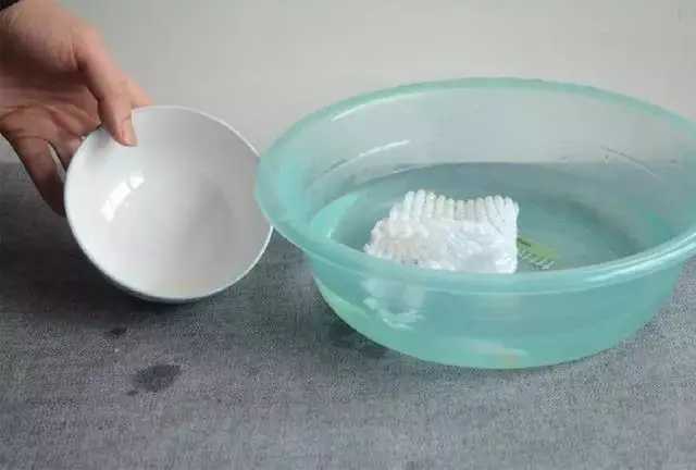 「水果網套」我再也不扔了!沒想到還有這「5個大妙用」家家戶戶都需要,省錢又實用