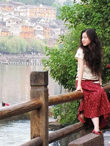 我不離婚我媽不讓我進家門,可是她竟跟我小姑子親密似母女
