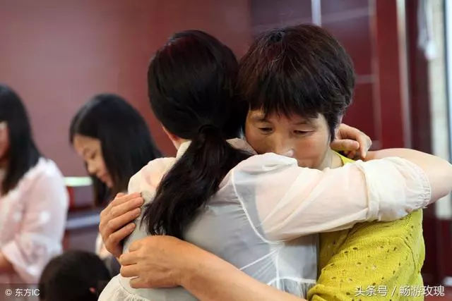跟老公結婚時,婆婆一分錢都不出,如今小姑子結婚,還要讓出嫁妝