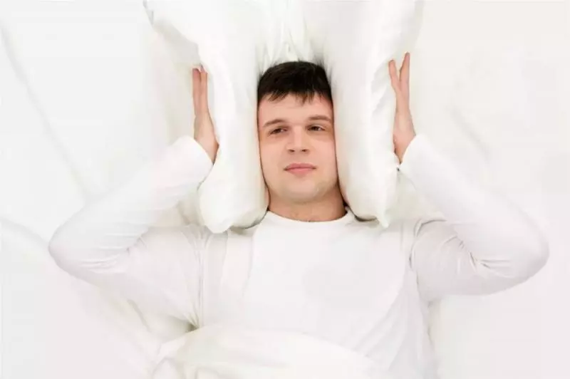 睡覺打鼾不是病?約2億中國人睡覺打呼嚕,危害遠比想像的嚴重!