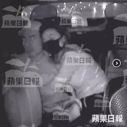 勁爆!許志安背著鄭秀文偷吃馬國明女友!黃心穎在車上猖狂Kiss 20次!網民: 狗男女!(內有影片)