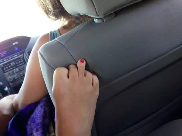 18張沒有姊妹的人絕對看不懂的「姊妹超欠揍照片」~~~