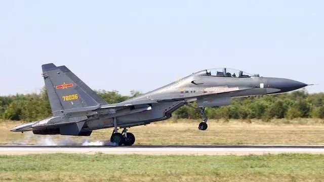 中國沈飛再次露臉!這次可不是殲31戰鬥機而是殲11B