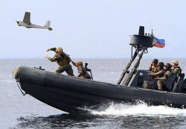 又是南海!與美國軍演進行時,俄艦突然駛來,老杜這一招太高明!