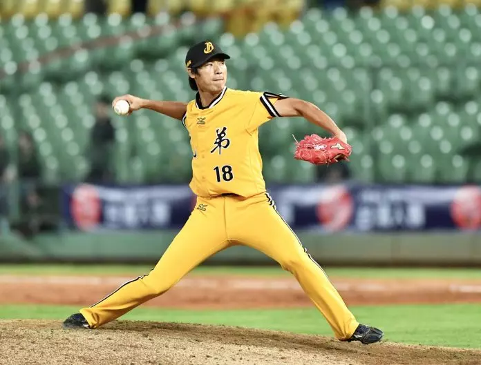 讓官大元代跑 伯納笑稱:至少贏陳江和100碼(含影片)