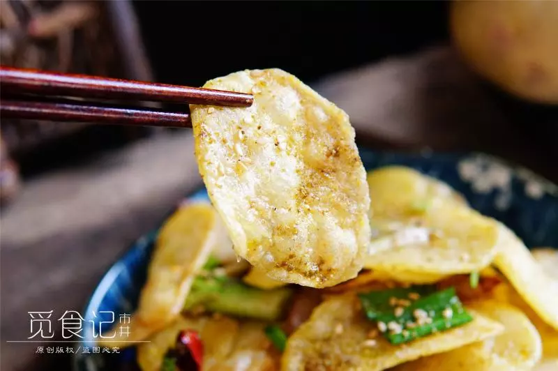 土豆最好吃的做法,教你一招,外酥里嫩,比薯條香多了!
