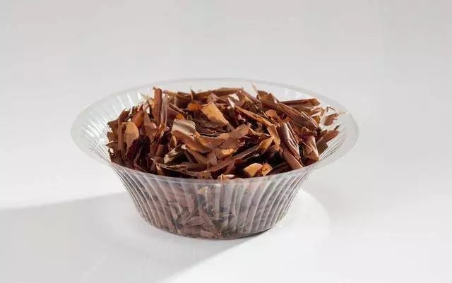 丈夫去世我去看女兒,吃飯看到茶几,我離開女兒家