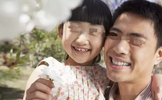 弟弟買房妻子給三千,小舅子買車妻子卻拿三萬,聽完解釋丈夫哽咽