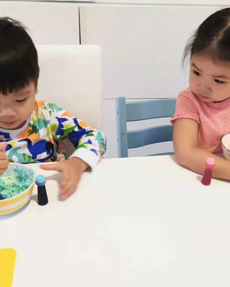 【幸福一家人】陳豪48歲生日!蛋糕、卡片全是陳茵媺和孩子一起製作~