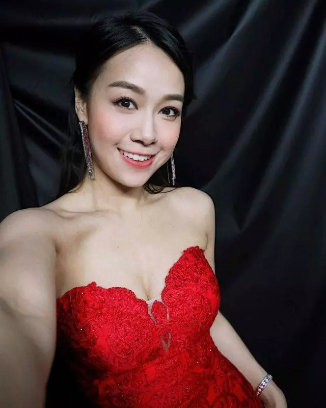 【網友:地表最賤的小三!】黃心穎為降戒心接近鄭秀文一起做Gym!網友:心寒!
