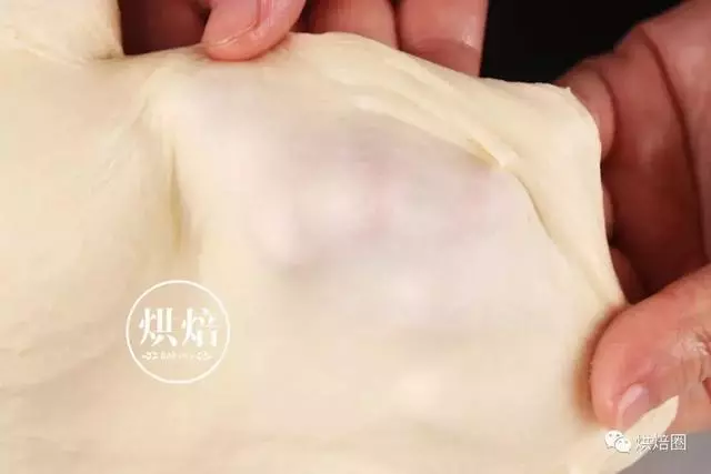 家裡做麵包撒點這個 烤出來金黃酥脆 比賣的還好!一撕就爆漿~