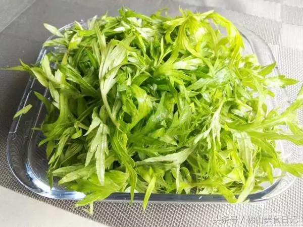 經前和經期小腹脹痛,這兩款活血化瘀食療菜譜或許能幫到你!