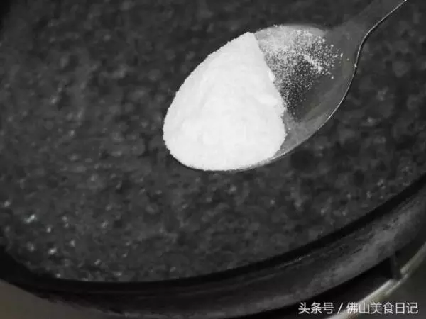 經前和經期小腹脹痛,這兩款活血化瘀食療菜譜或許能幫到你!
