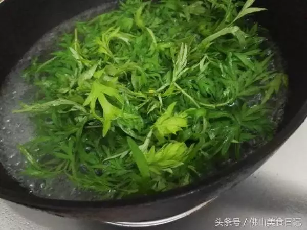 經前和經期小腹脹痛,這兩款活血化瘀食療菜譜或許能幫到你!
