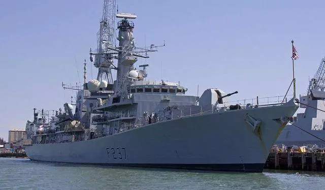 奉勸一句,別再指責中國!英軍醜聞曝出,因跟蹤俄潛艇失敗
