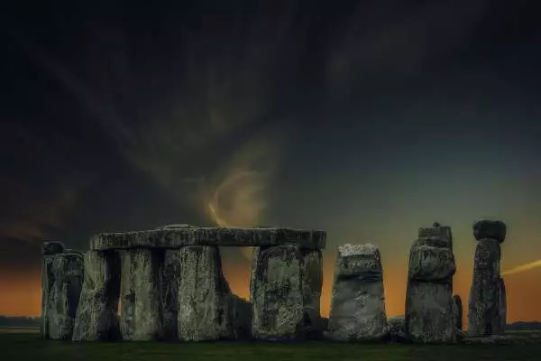 誰是英國神秘巨石陣的建造者?最新研究:6千年前來自小亞細亞的移民!