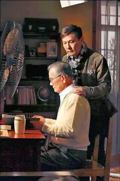 突然宣布爸爸死訊!52歲情歌王子發文悼念亡父:難掩傷痛~~~