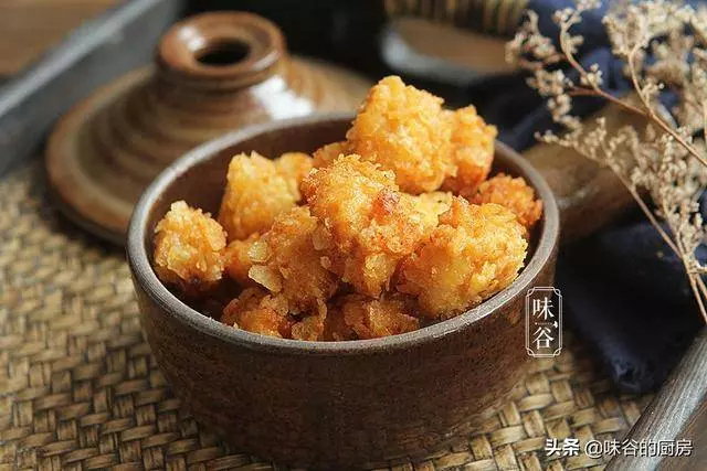 用薯片做的雞米花,你吃過嗎?香噴噴的又酥又脆,一口一個超過癮