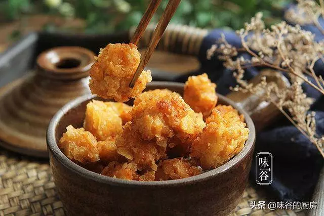 用薯片做的雞米花,你吃過嗎?香噴噴的又酥又脆,一口一個超過癮
