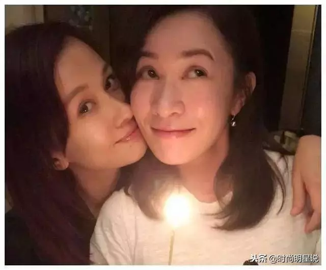 天生娃娃臉,嫁入豪門卻要靠佘詩曼救濟,42歲被老公寵成公主.