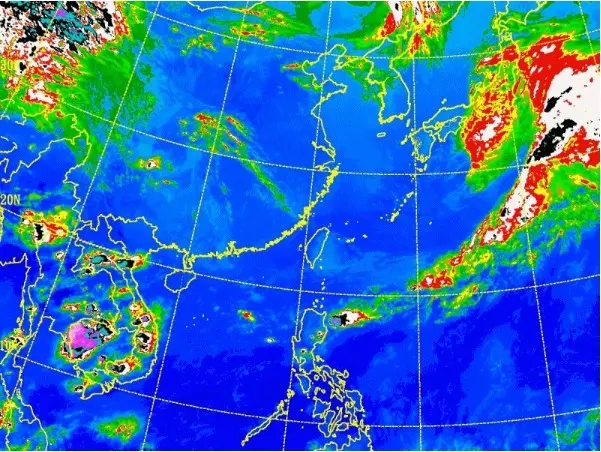 3波水氣接力來!周五開始「全台大雷雨轟炸」狂灌4天 氣象局曝「梅雨季要來了」好天氣剩沒幾天