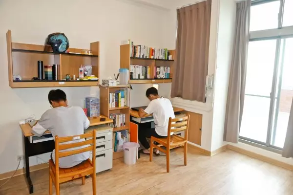 大學新室友不出冷氣卡費還嗆「我又沒要吹」 他怒PO文…網推「神招」跟他拼了