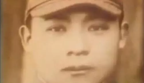 貝爺在他面前都是渣渣!最強日本兵野外生存30年,主食牛肉打遊擊戰