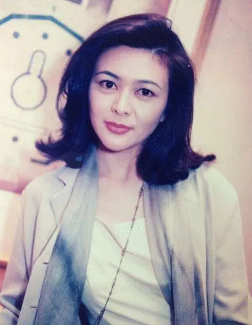 假如給你一億,但必須娶一位大齡女星,網友:圖4不給錢也要娶