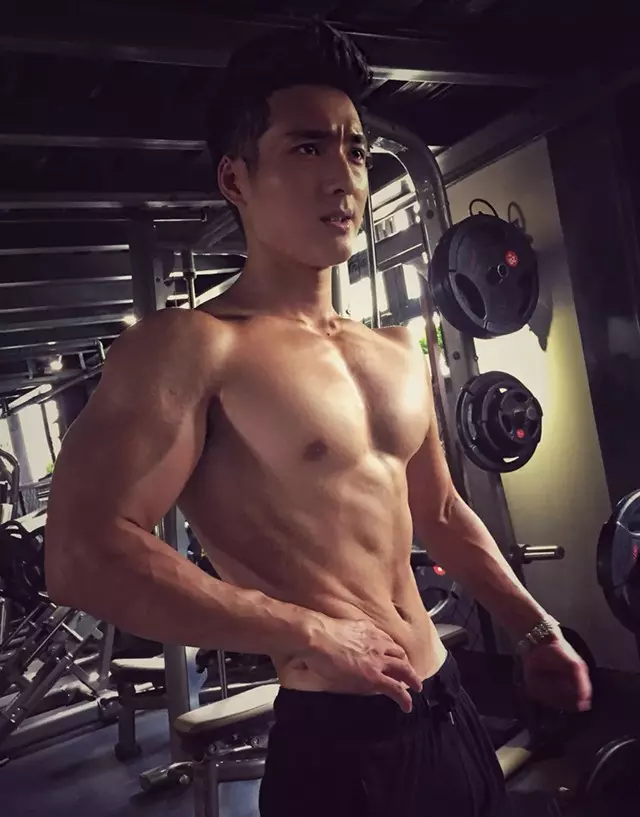 女生眼中「最MAN瞬間」TOP15 汽修廠黑手進榜原因:腳踏實地!
