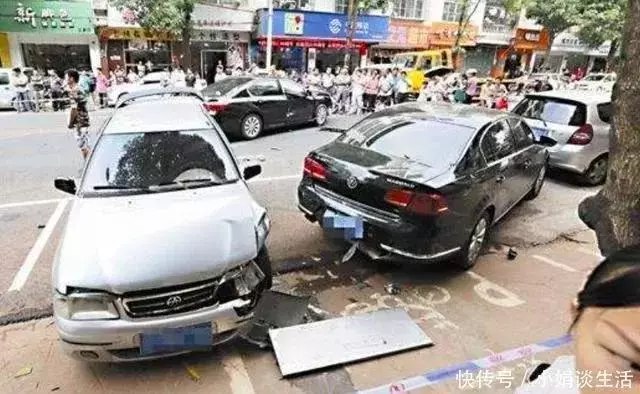 妻子為救丈夫失去雙腿,丈夫不辭而別,十年後相見,妻子愣住了!