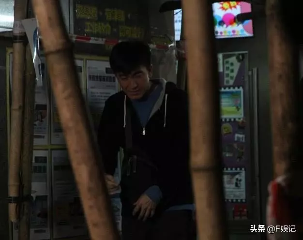 女友出軌已經夠參了,馬國明還拍攝黃心穎出軌相似戲份仍堅持拍完,街坊大聲為他加油~~~