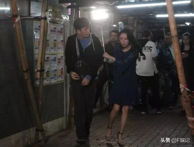 女友出軌已經夠參了,馬國明還拍攝黃心穎出軌相似戲份仍堅持拍完,街坊大聲為他加油~~~