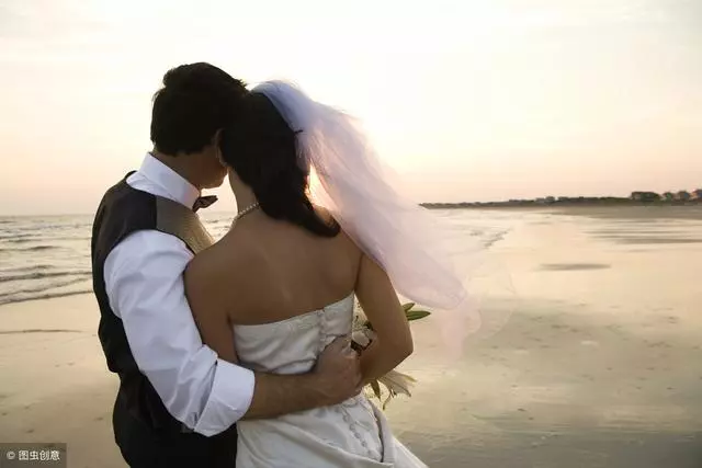 如果婆婆因為錢,改變了對你的態度,你會選擇離婚還是繼續過日子