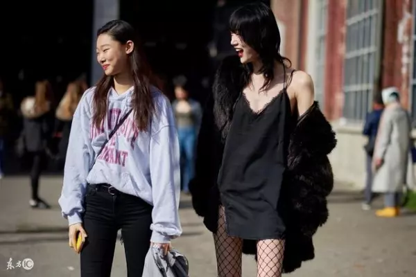 我出軌對象是老婆閨蜜,老婆笑著跟我離婚,銀行寄來的的一條簡訊讓我生不如死!