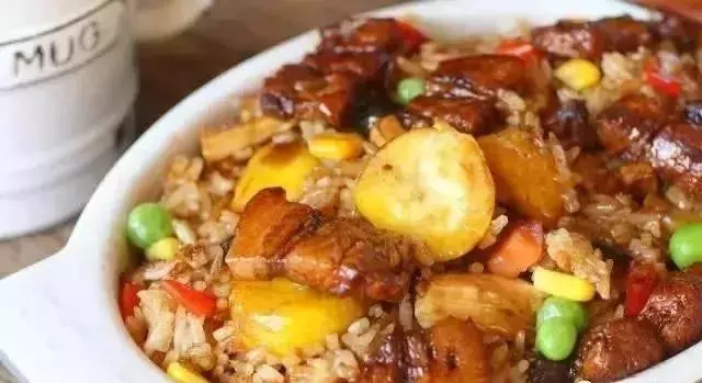 香氣撲鼻的排骨板栗燜飯,一個電飯鍋就搞定!