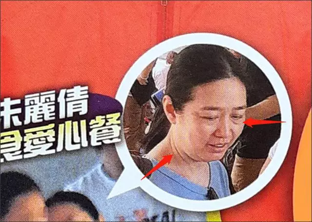 劉德華女兒參加運動會獲三名保鏢「護駕」,朱麗倩近照曝光,相貌身材大轉變