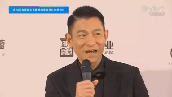 劉德華女兒參加運動會獲三名保鏢「護駕」,朱麗倩近照曝光,相貌身材大轉變