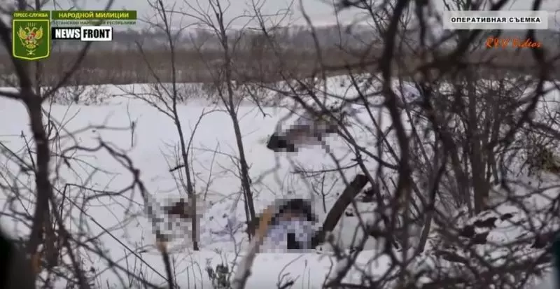 每秒都在上演悲劇...士兵撿敵軍手機桌布還抱著愛女 見6通未接後告知:妳兒子走了