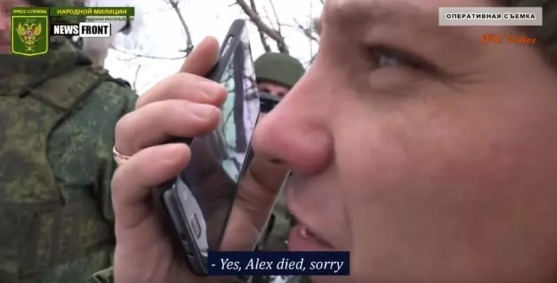 每秒都在上演悲劇...士兵撿敵軍手機桌布還抱著愛女 見6通未接後告知:妳兒子走了