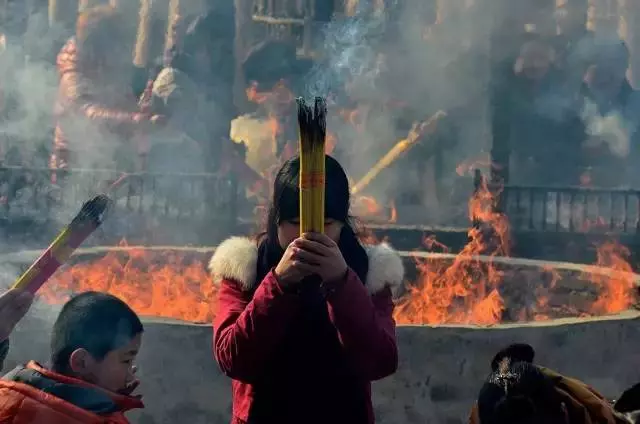 你是在為祖先祈福,還是在給他們造業?祭祀祖先你做對了嗎?