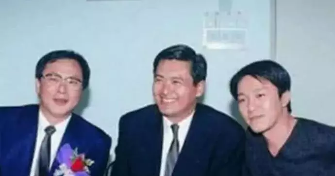 洪金寶都叫周星馳星爺,只有這3人敢叫星仔,馬雲都不敢這麼叫!