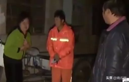 女子照顧癱瘓丈夫幾十年,如今爆發,寧願背負罵名都要找個男朋友