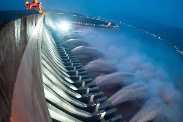 世界最大水電站明年將「易主」,非洲這個水電站達三峽兩倍發電量