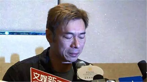 被求出面發聲!鄭秀文被迫選擇原諒許志安…「道歉內幕」曝光