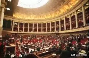 新加坡誰說了算?顯然不是他~